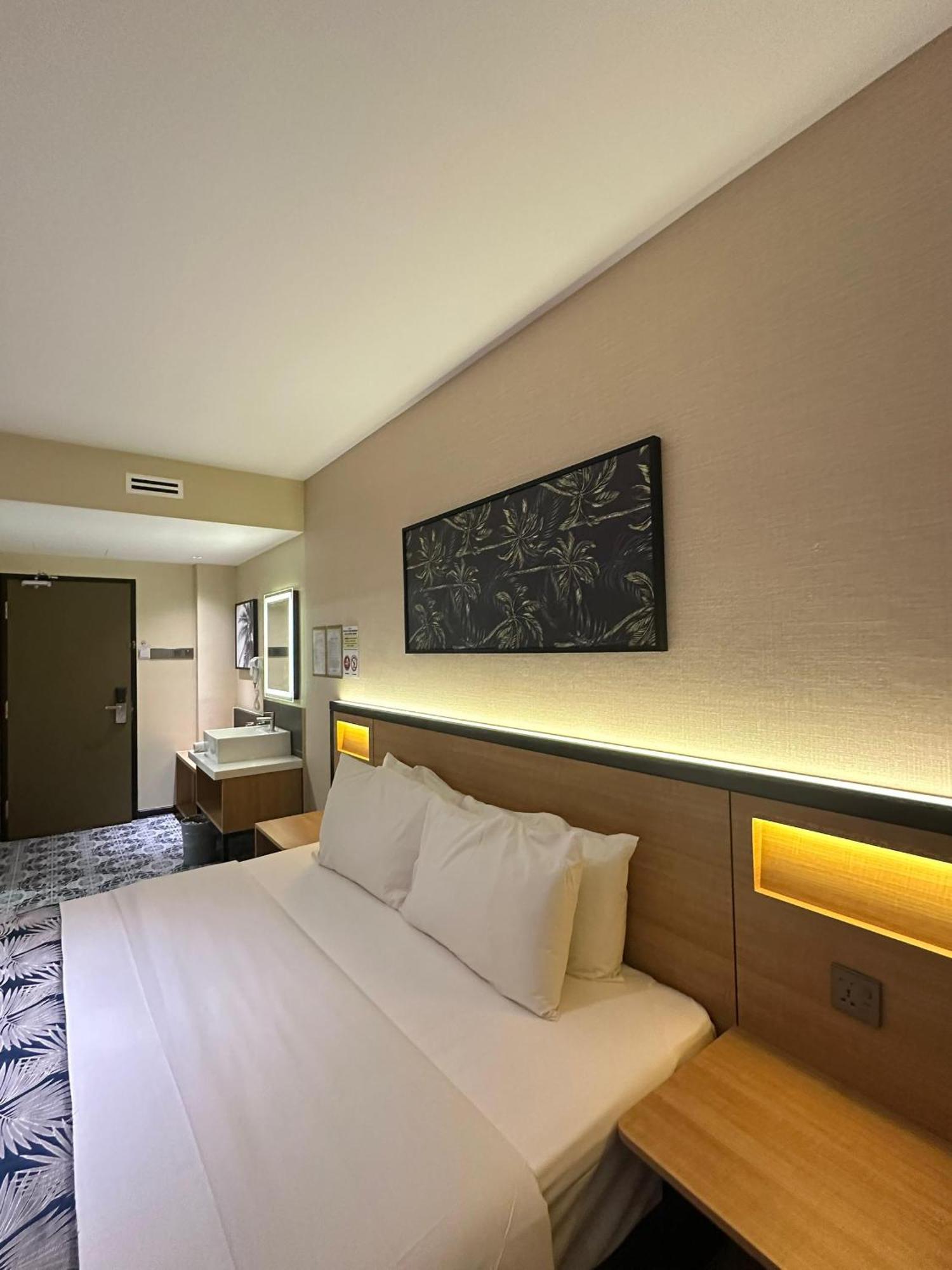 Nb Hotel Johor Bahru Buitenkant foto